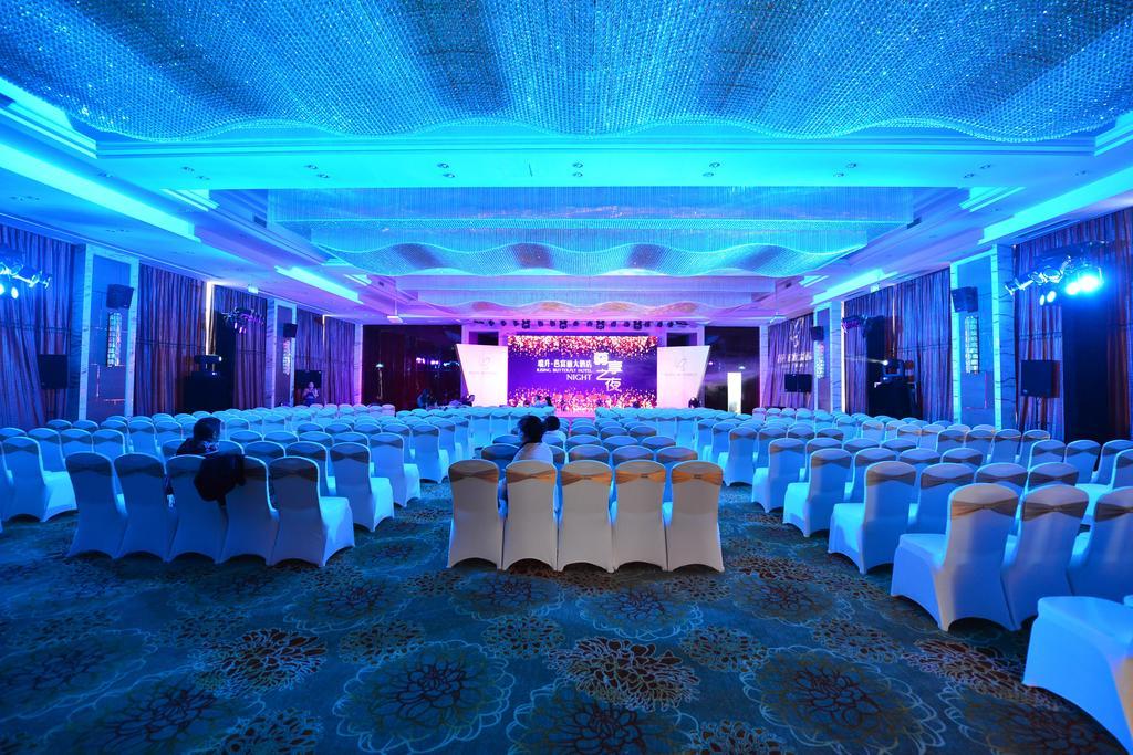 Chengdu Rising Butterfly Hotel Dış mekan fotoğraf
