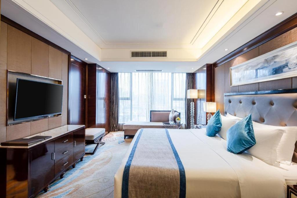 Chengdu Rising Butterfly Hotel Dış mekan fotoğraf
