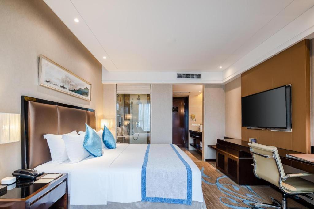 Chengdu Rising Butterfly Hotel Dış mekan fotoğraf