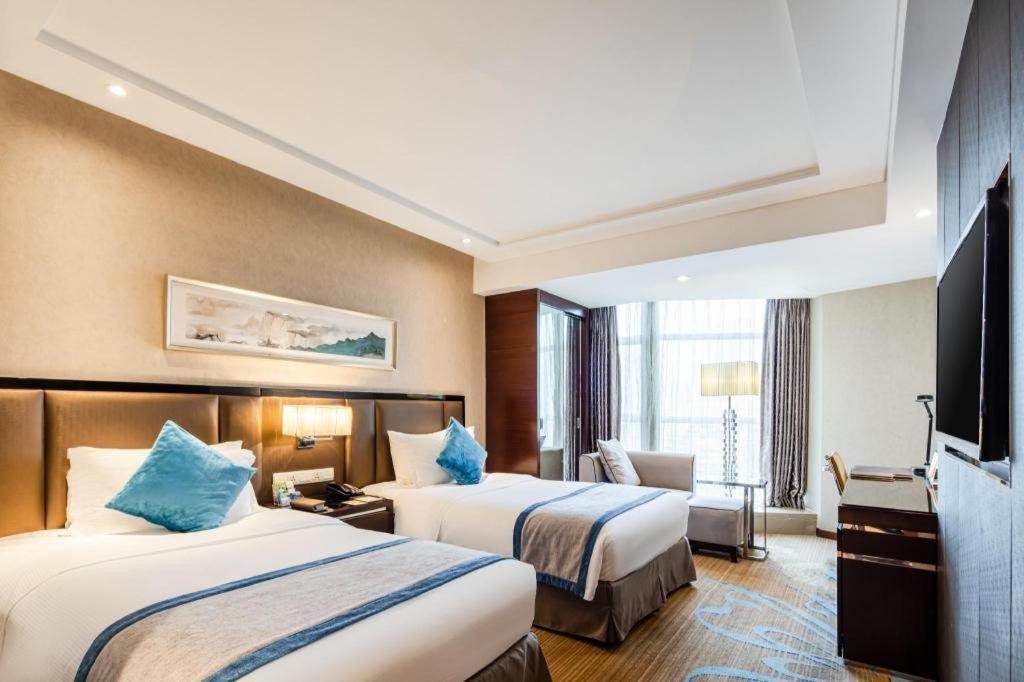 Chengdu Rising Butterfly Hotel Dış mekan fotoğraf