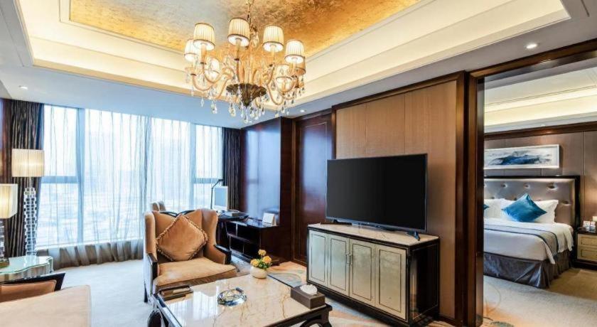 Chengdu Rising Butterfly Hotel Dış mekan fotoğraf