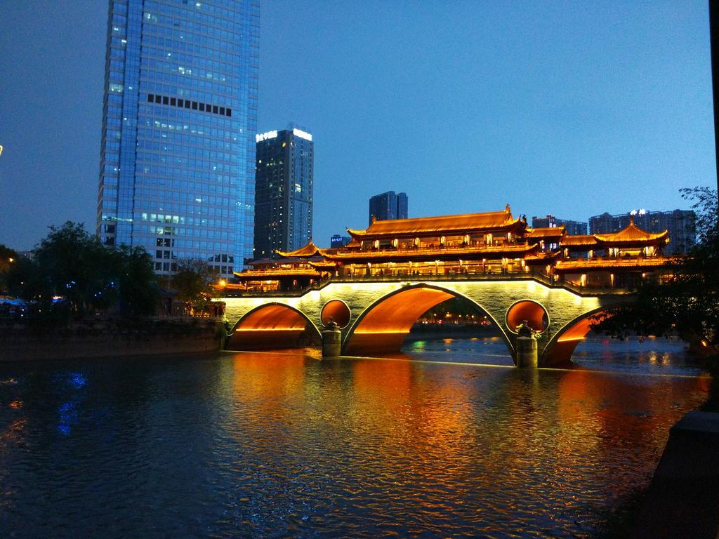 Chengdu Rising Butterfly Hotel Dış mekan fotoğraf