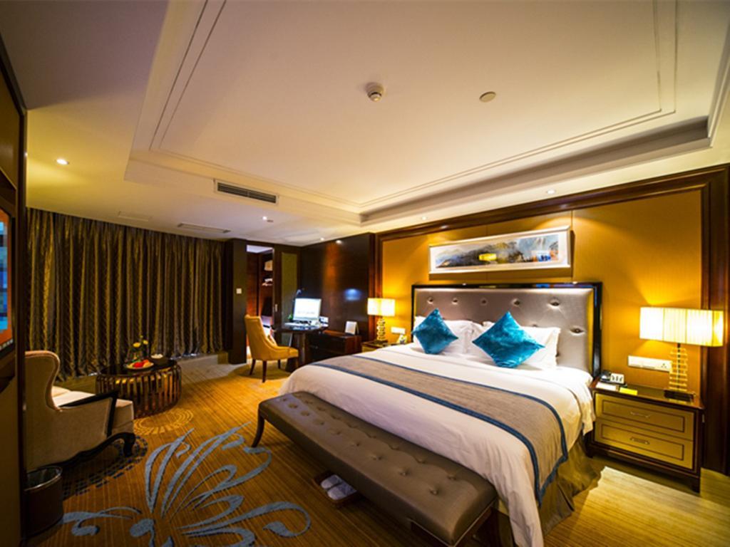 Chengdu Rising Butterfly Hotel Dış mekan fotoğraf