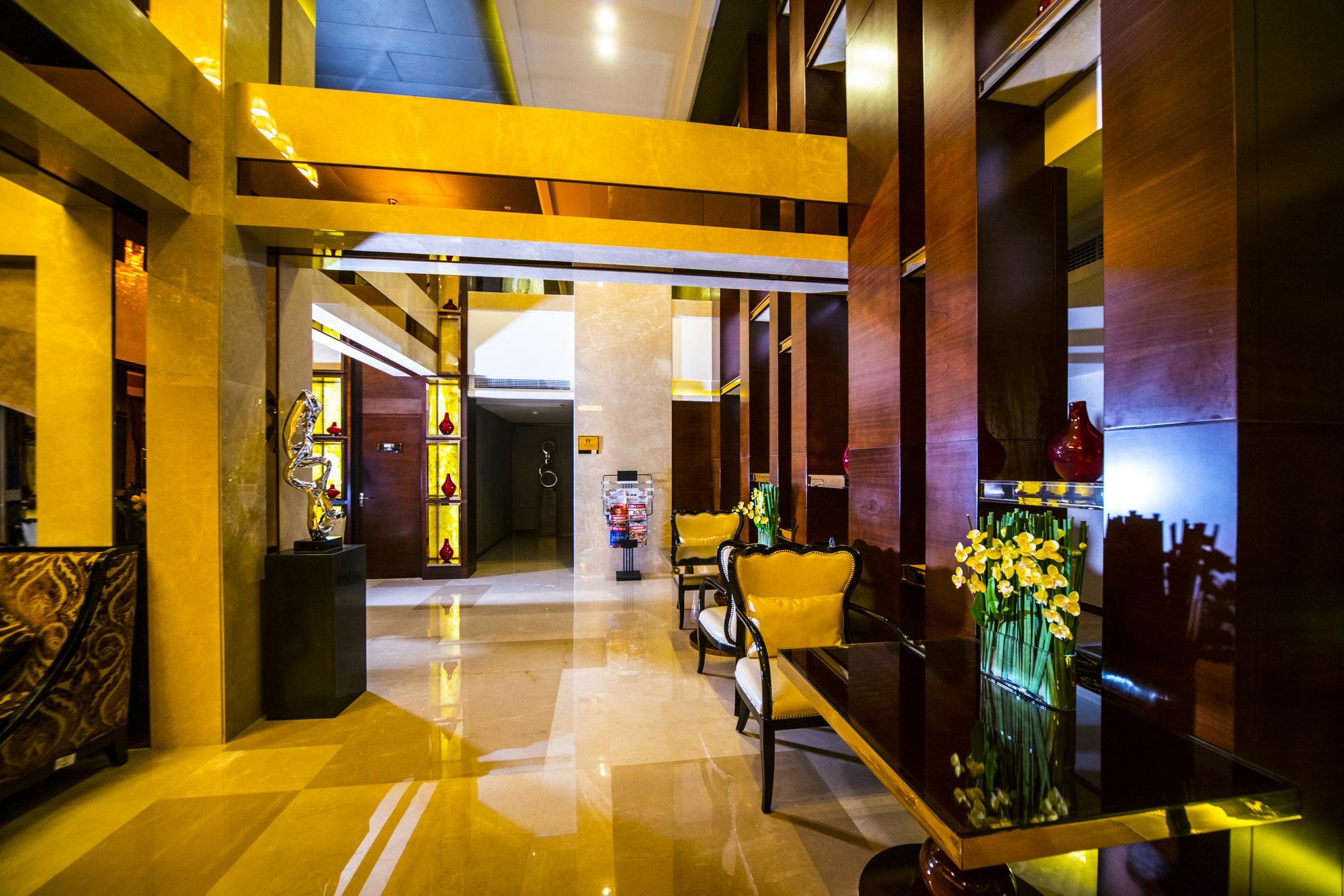 Chengdu Rising Butterfly Hotel Dış mekan fotoğraf